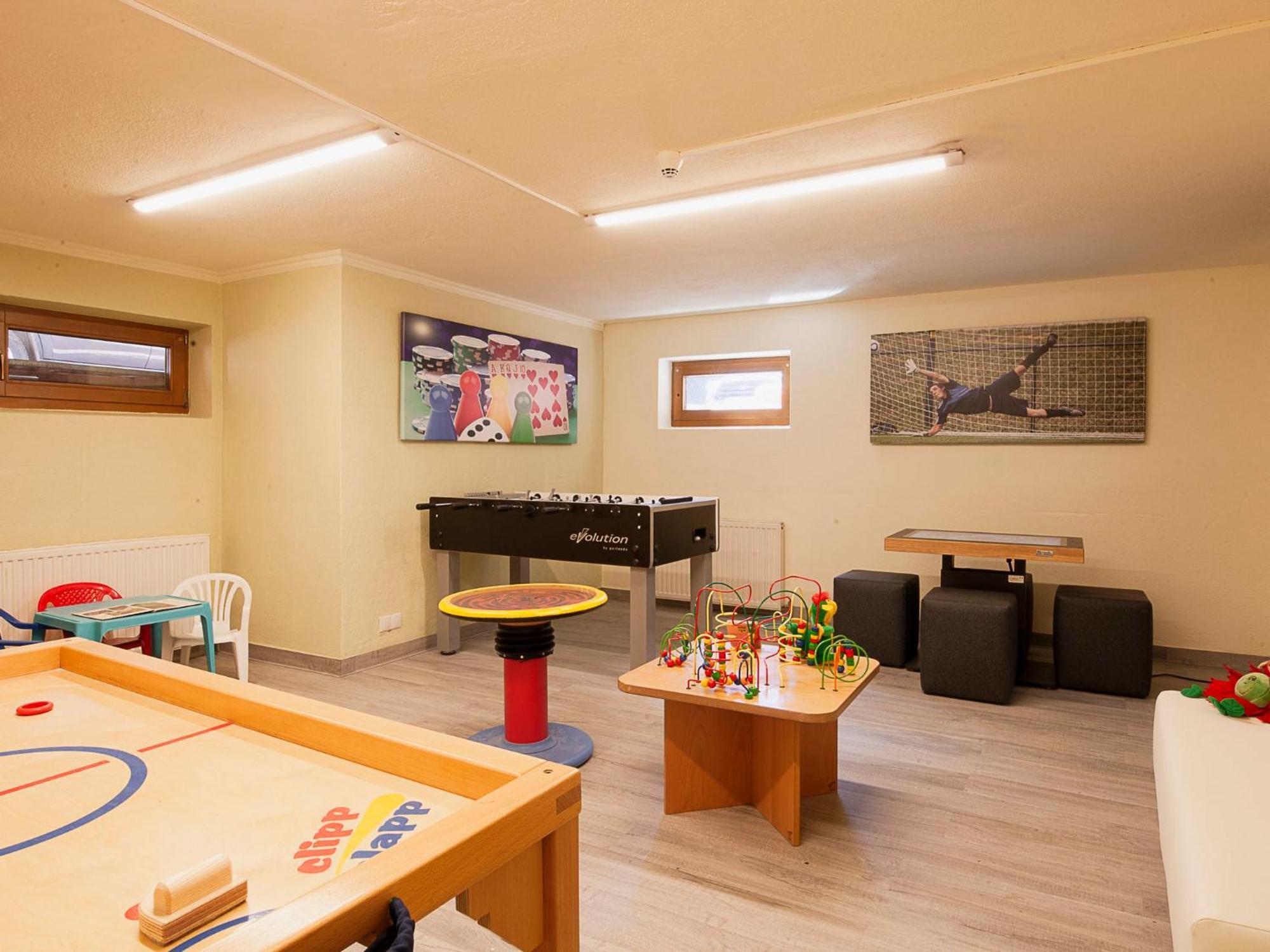Apartment Falkner-7 By Interhome Oberlaengenfeld Экстерьер фото